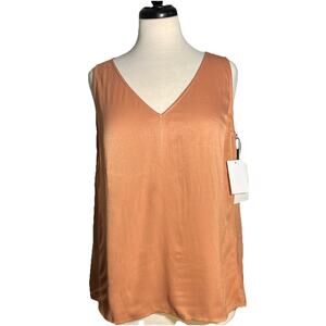 Nordstrom Women’s Large V-neck Sleeveless Tank Top Peach Silky Top NWT / MSRP 60